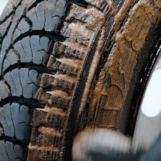 ONYX TIRE AND RUBBER CLEANER, 500ML & 5L